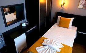Yasemin Hotel